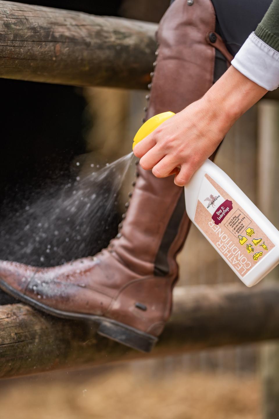 Bense & Eicke Leather Conditioner - trinn 2