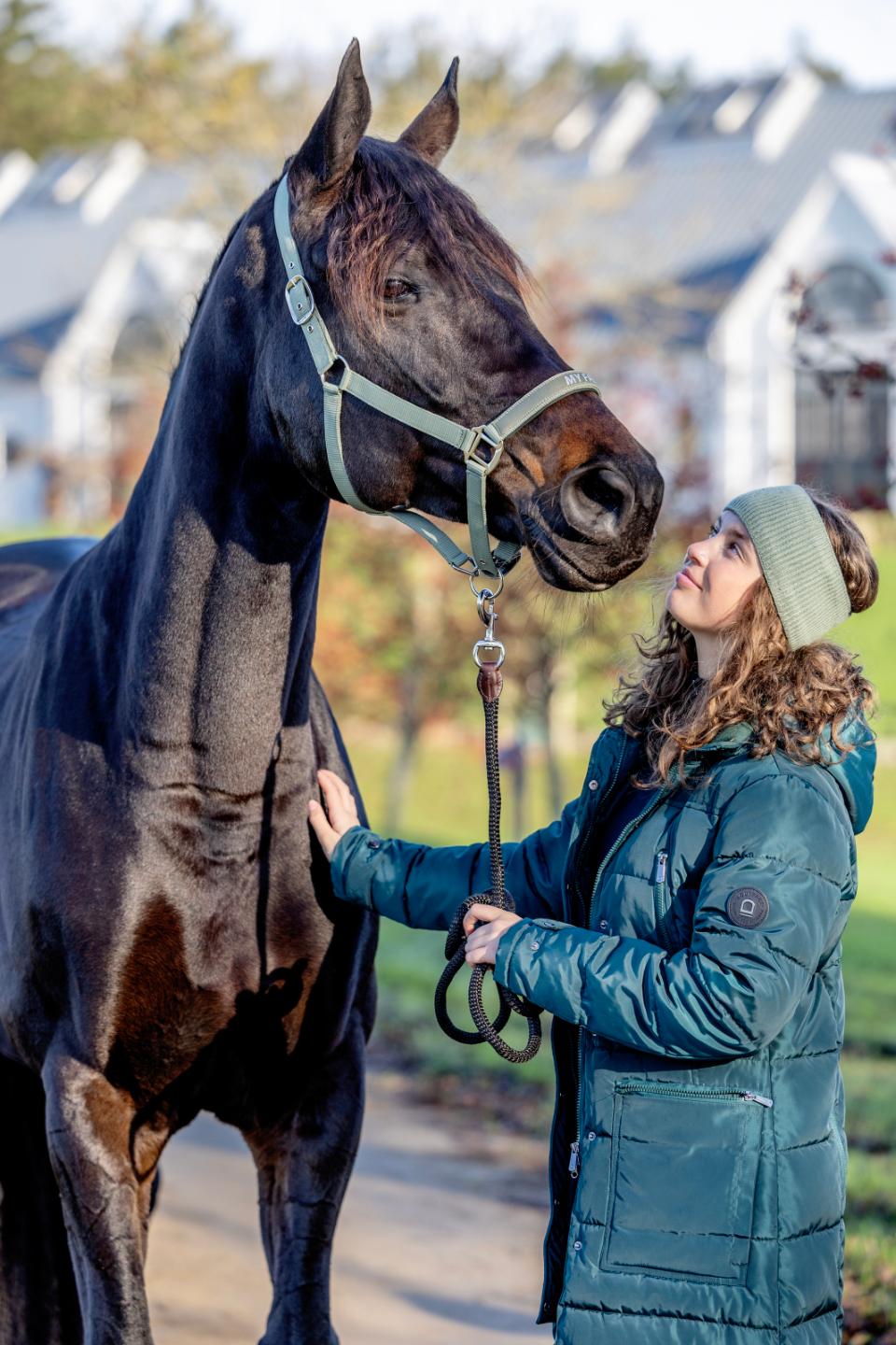 Equipage Vaina strikket pandebånd med sten