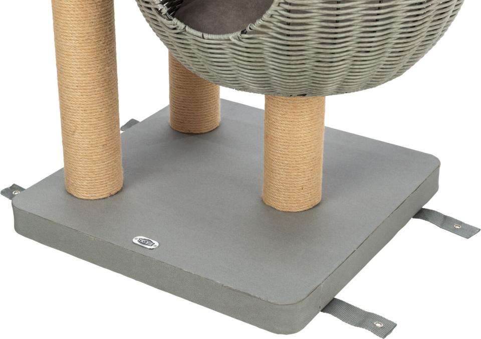 Trixie Amalia udendør kradsetræ med hule