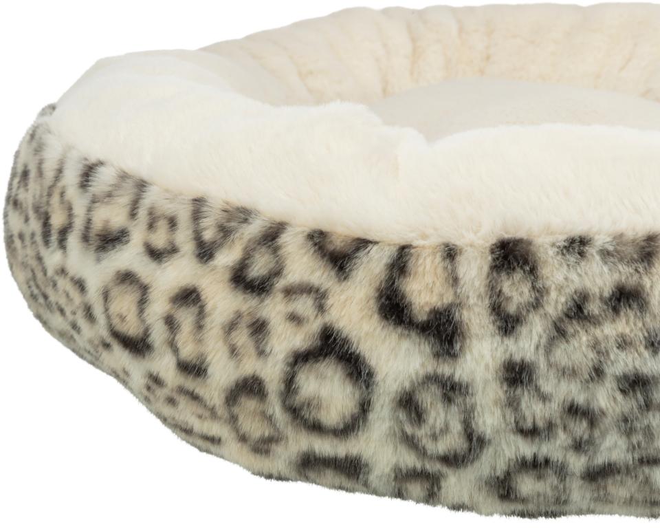 Trixie Leo seng, rund