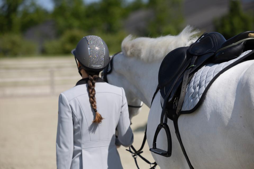 One K Avancé-ridhjälm - Glitter silver