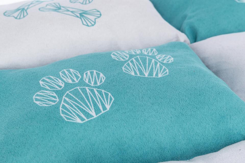 Jolly Paw Tæppe, Johnny