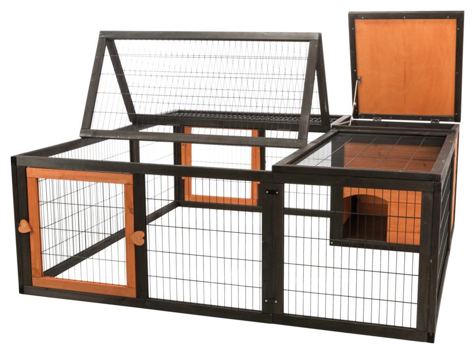 Outdoor Run with Cover