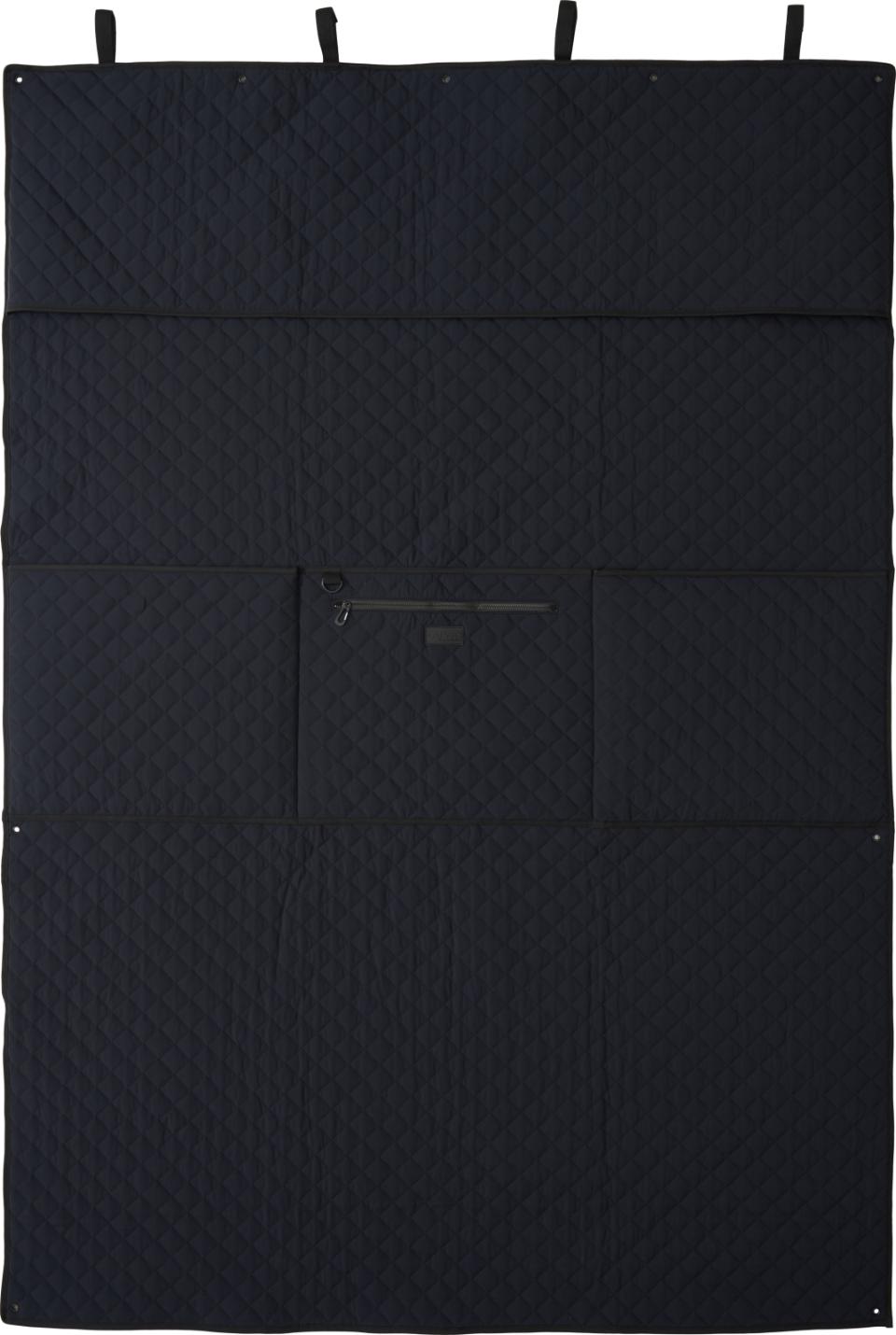 CATAGO quilted boksgardin