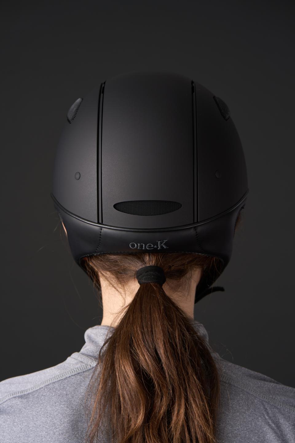 One K Defender Pro-ridehjelm - mat