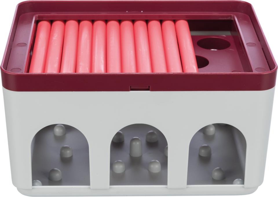 Aktivitetsbox med strategispil til katte