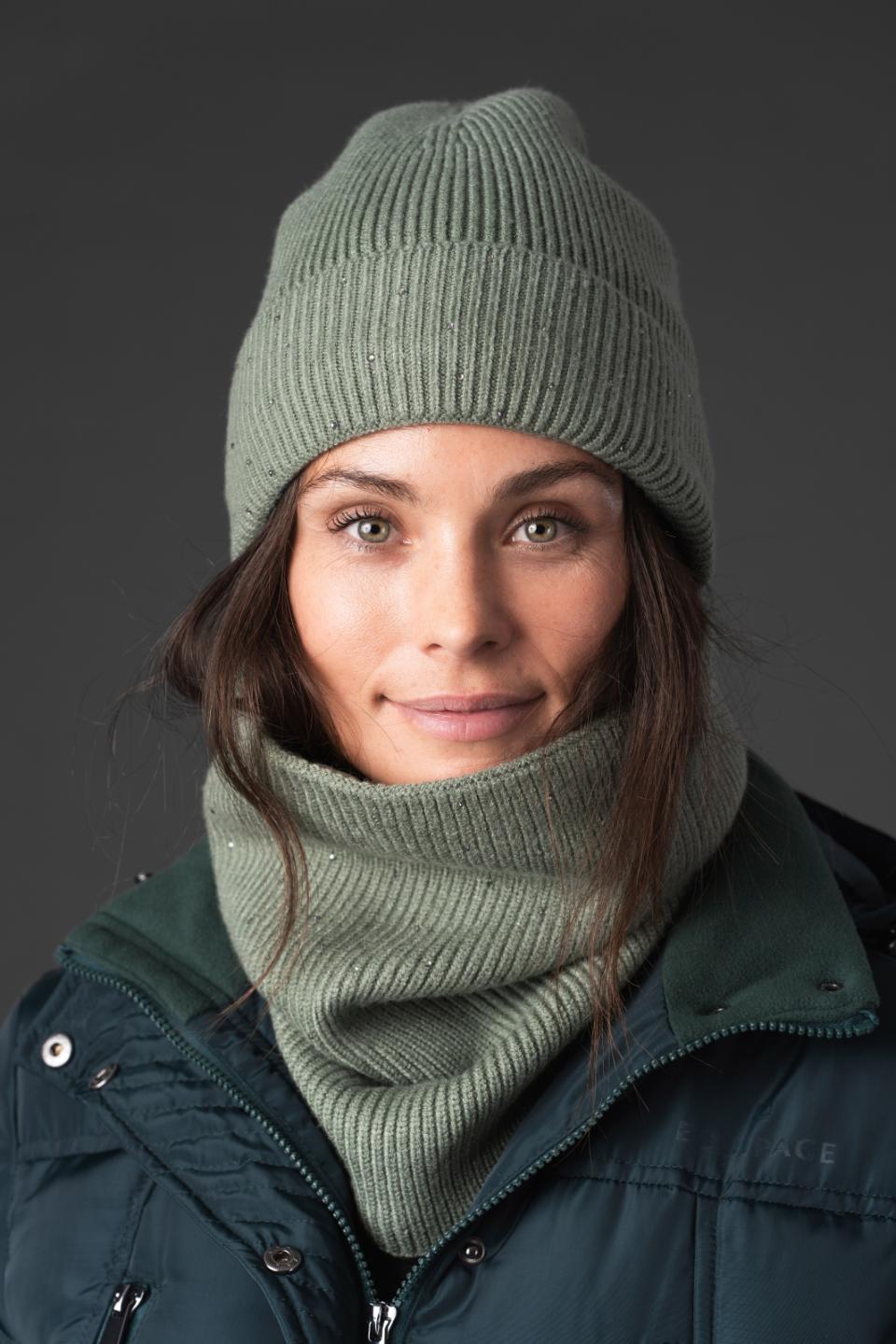 Equipage Vaino strikhue med sten