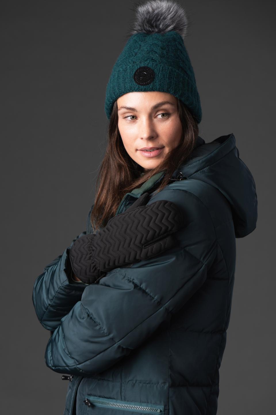 Equipage Vasili strikhue med pelskvast