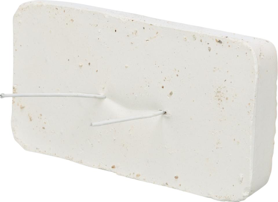 Pecking stone with seashells