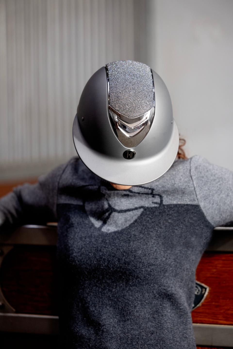 One K Avancé-ridhjälm - Glitter silver