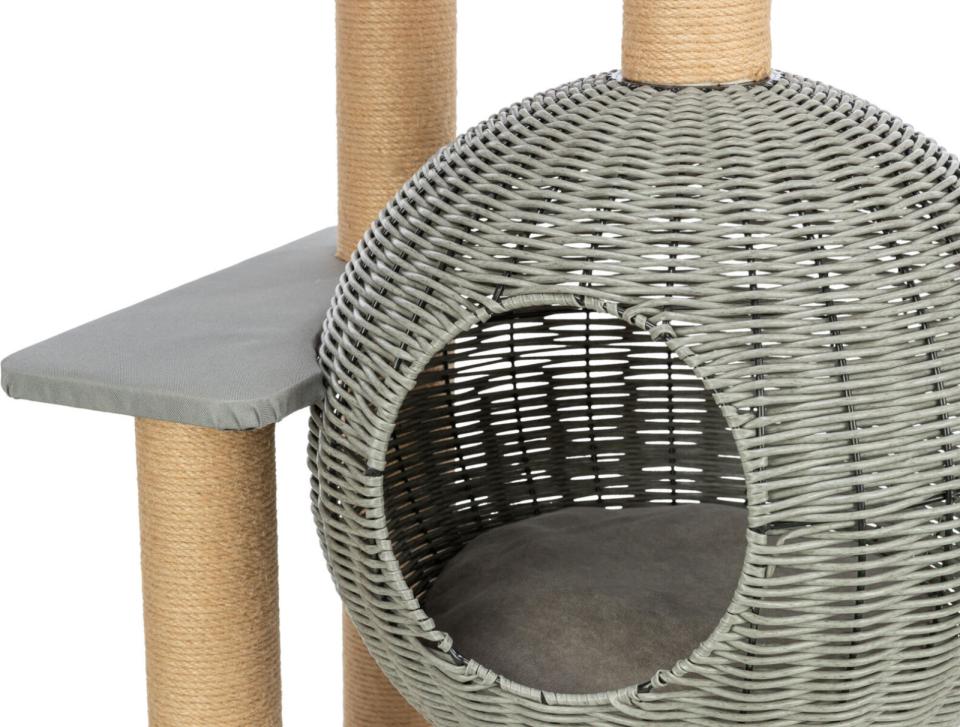 Trixie Amalia udendør kradsetræ med hule