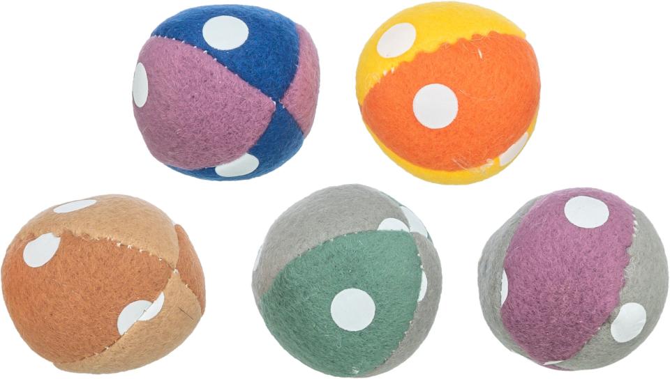 Trixie Plysbold med katteurt